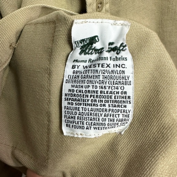 Carhartt Men's Flame Resistant Khaki Long Sleeve Button Up Shirt - Picture 5 of 8